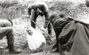 woman to be stoned by Muslims